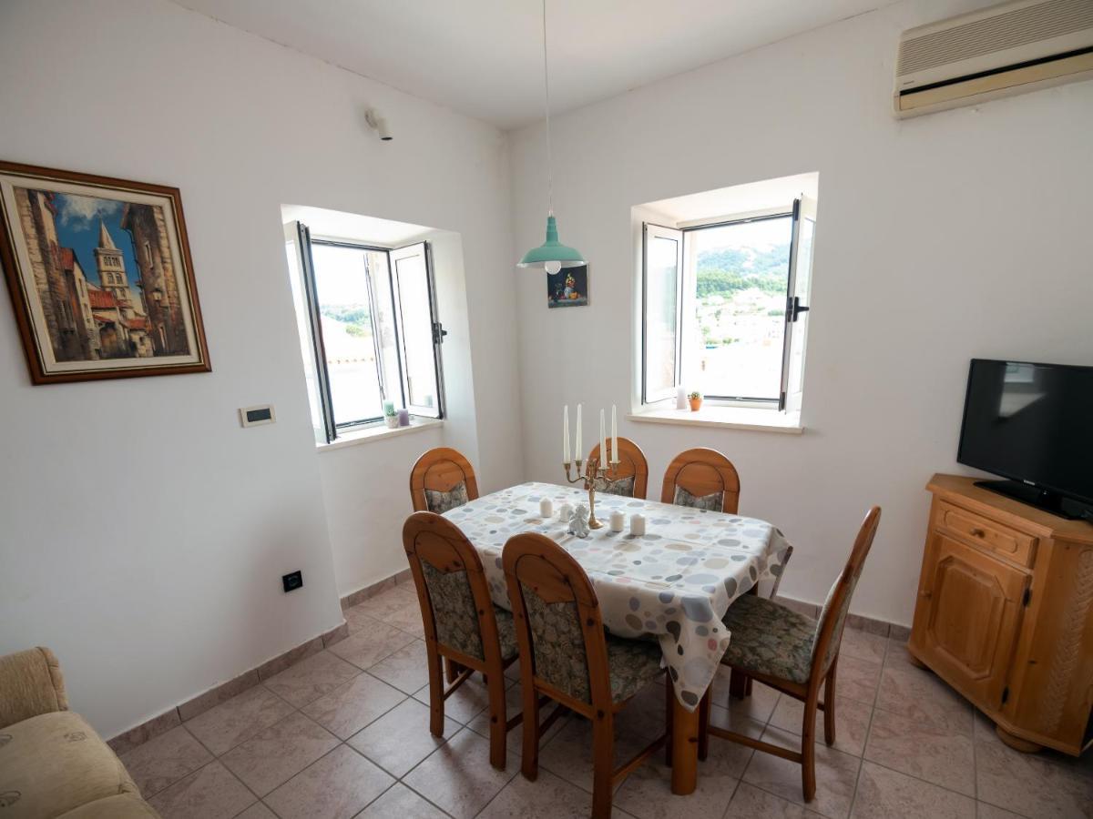 Luise - Four Towers Apartments Rab Town Exterior photo